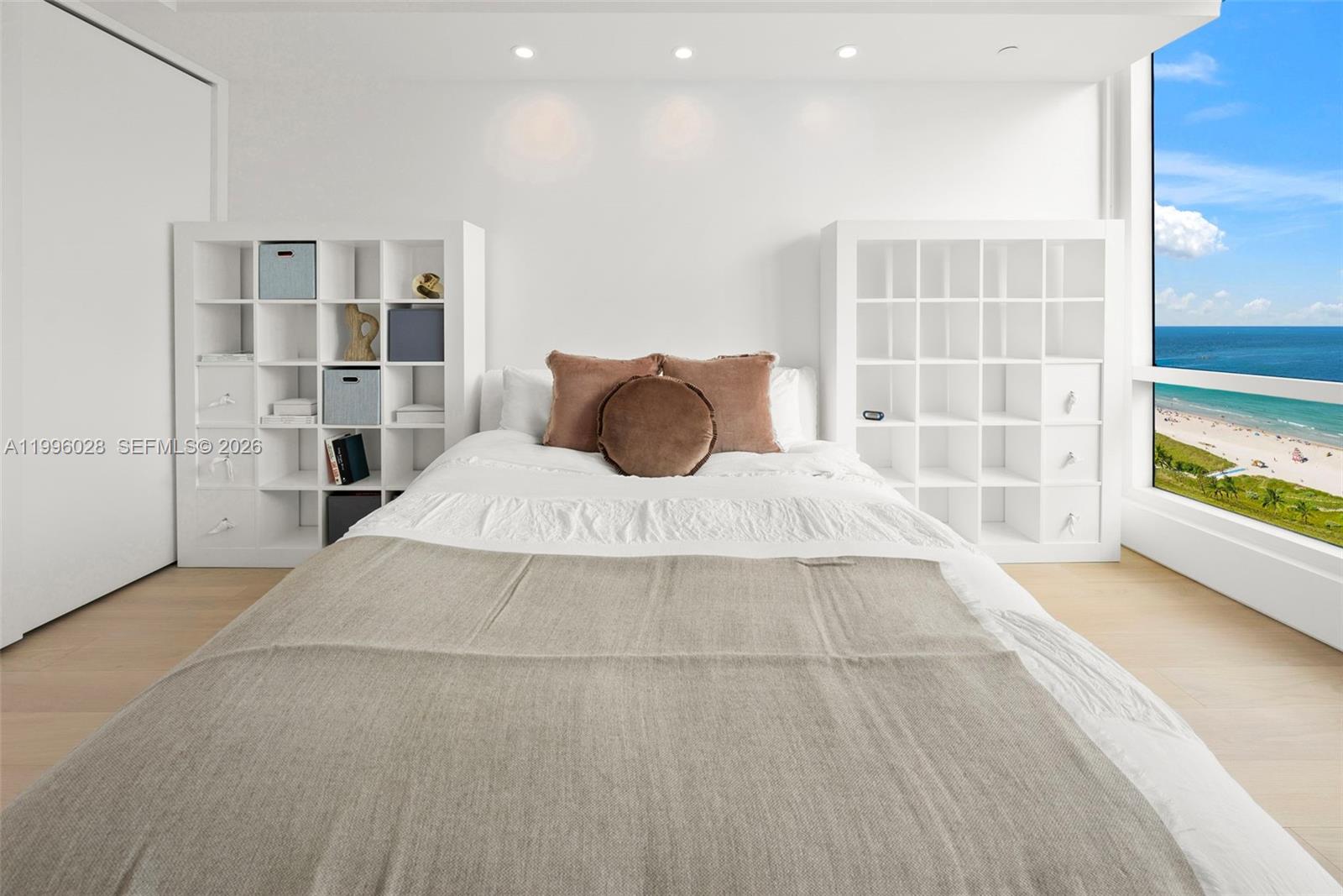 100 S Pointe Dr #1906/07 Miami Beach, FL 33139