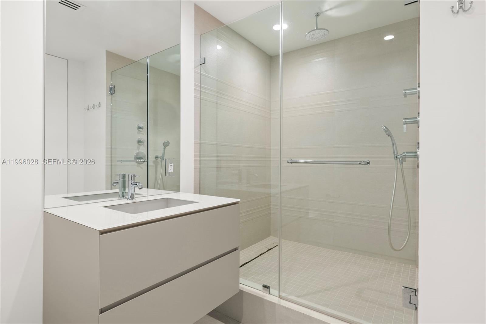 100 S Pointe Dr #1906/07 Miami Beach, FL 33139