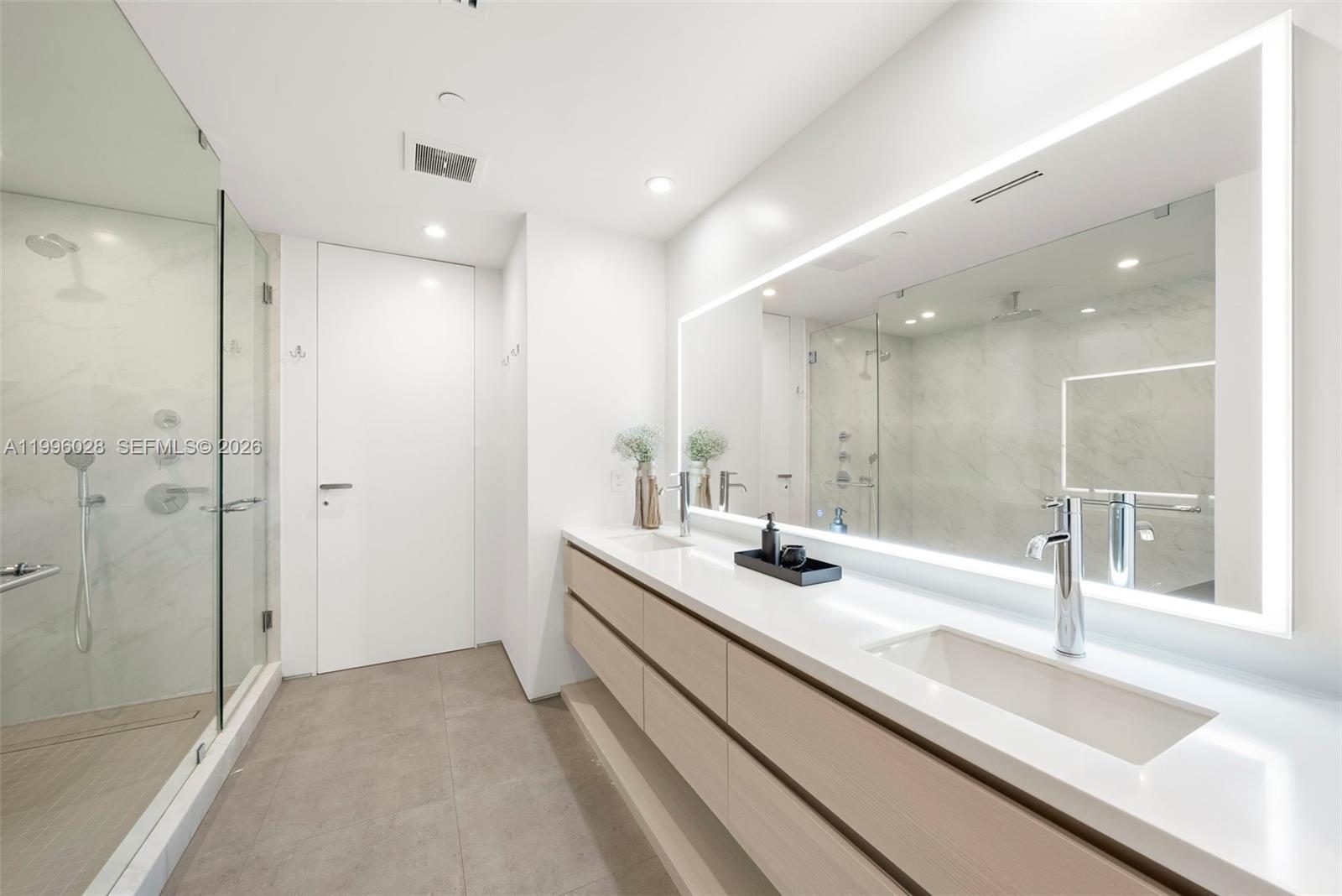 100 S Pointe Dr #1906/07 Miami Beach, FL 33139