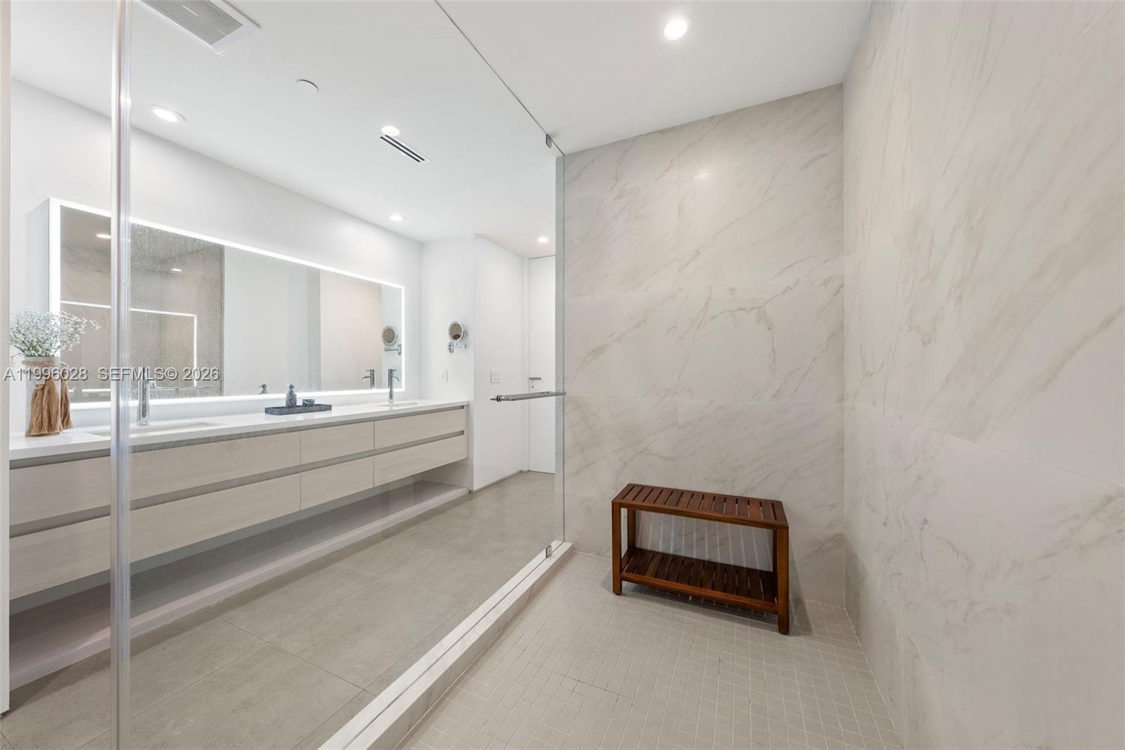 100 S Pointe Dr #1906/07 Miami Beach, FL 33139