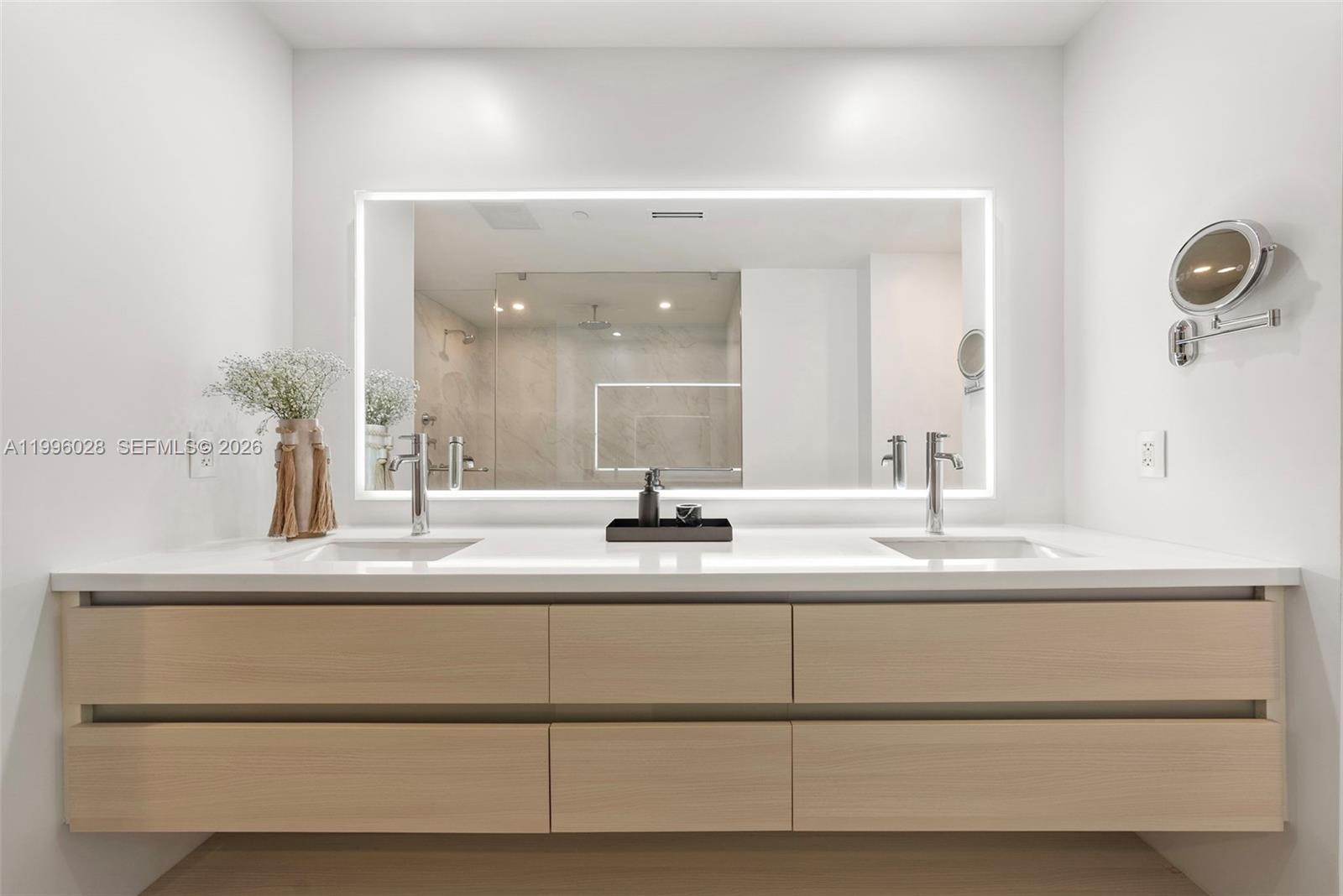 100 S Pointe Dr #1906/07 Miami Beach, FL 33139