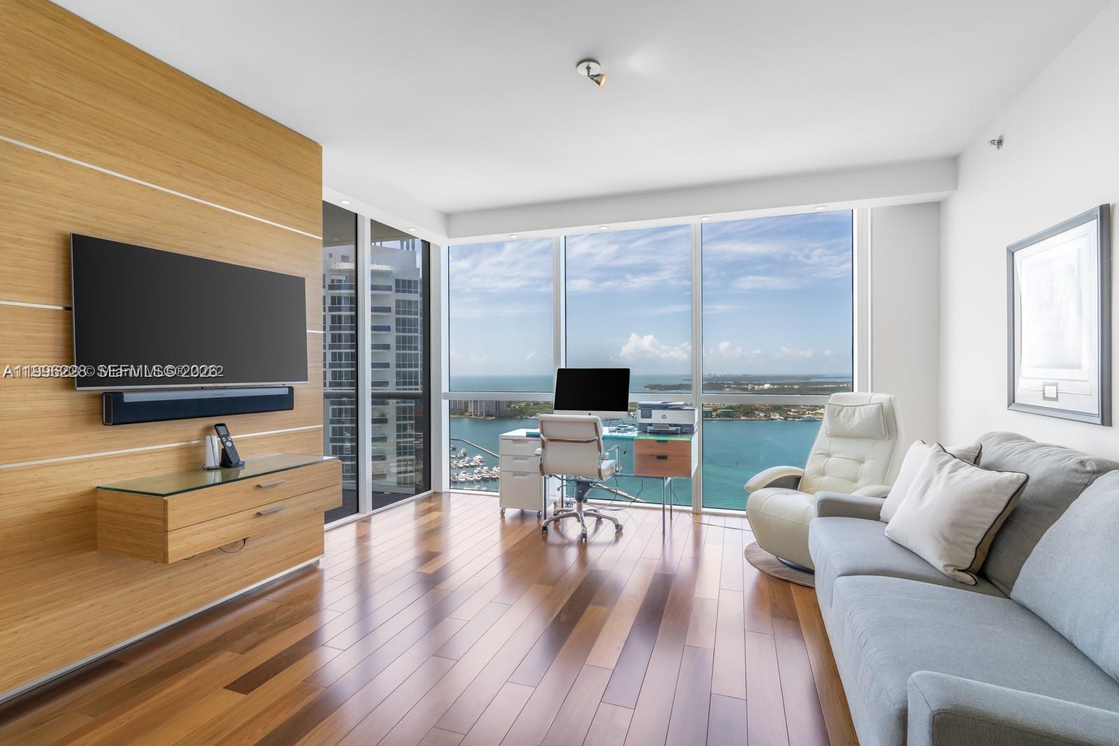 450 Alton Rd #3303 Miami Beach, FL 33139