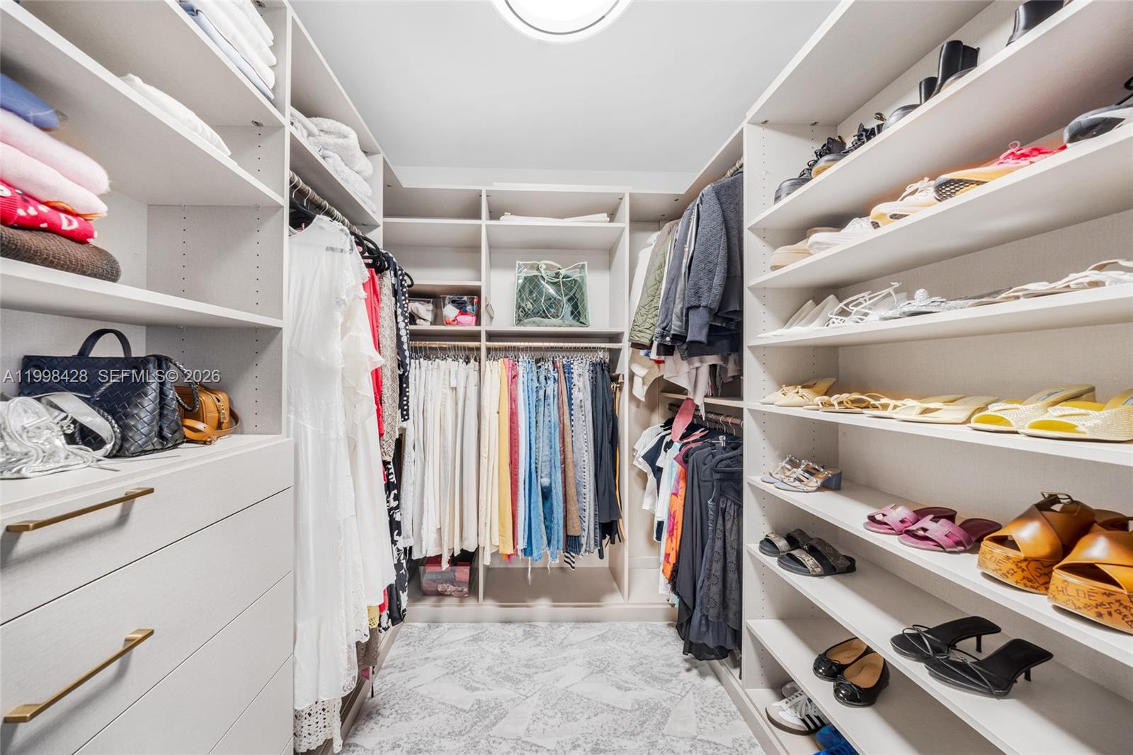 image Echo Aventura18