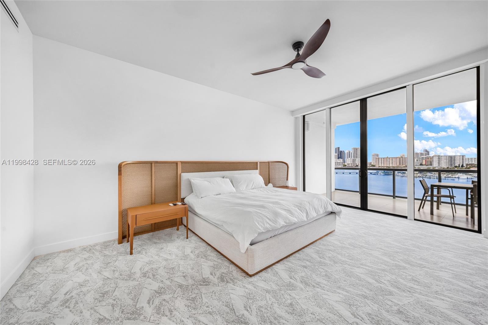 image Echo Aventura19