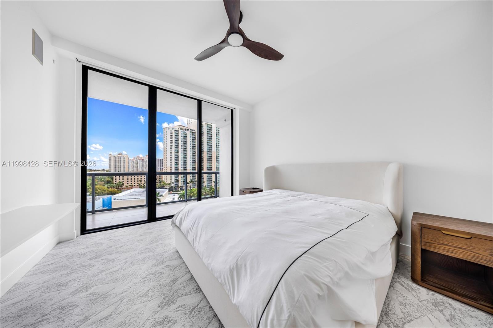 image Echo Aventura23