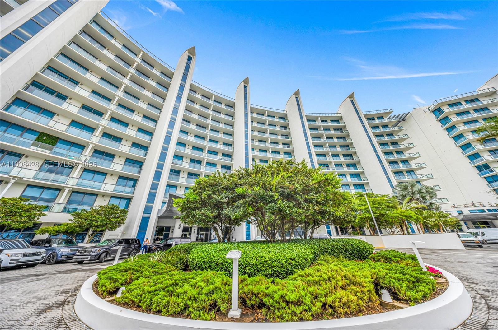 image Echo Aventura32