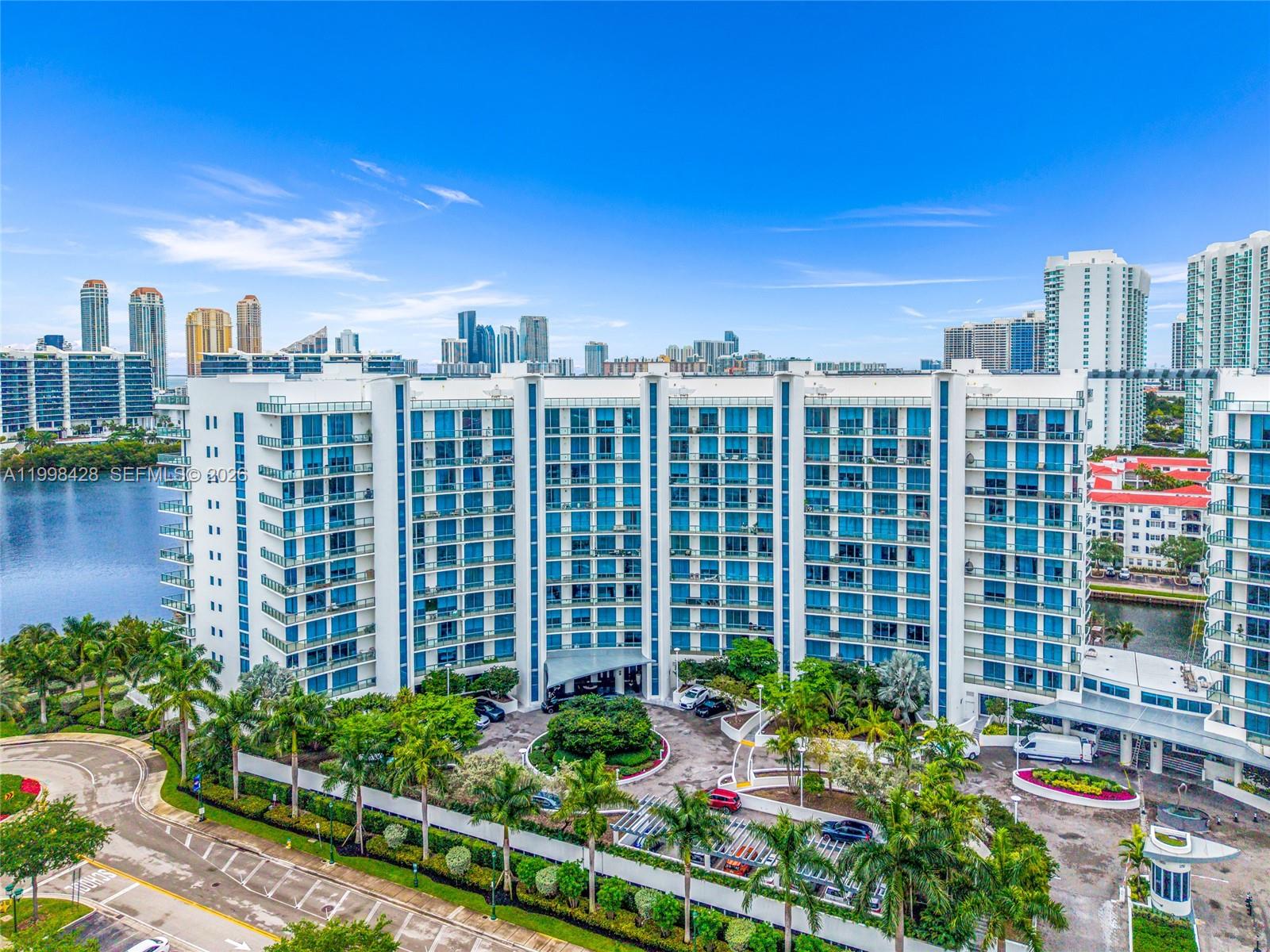 image Echo Aventura33