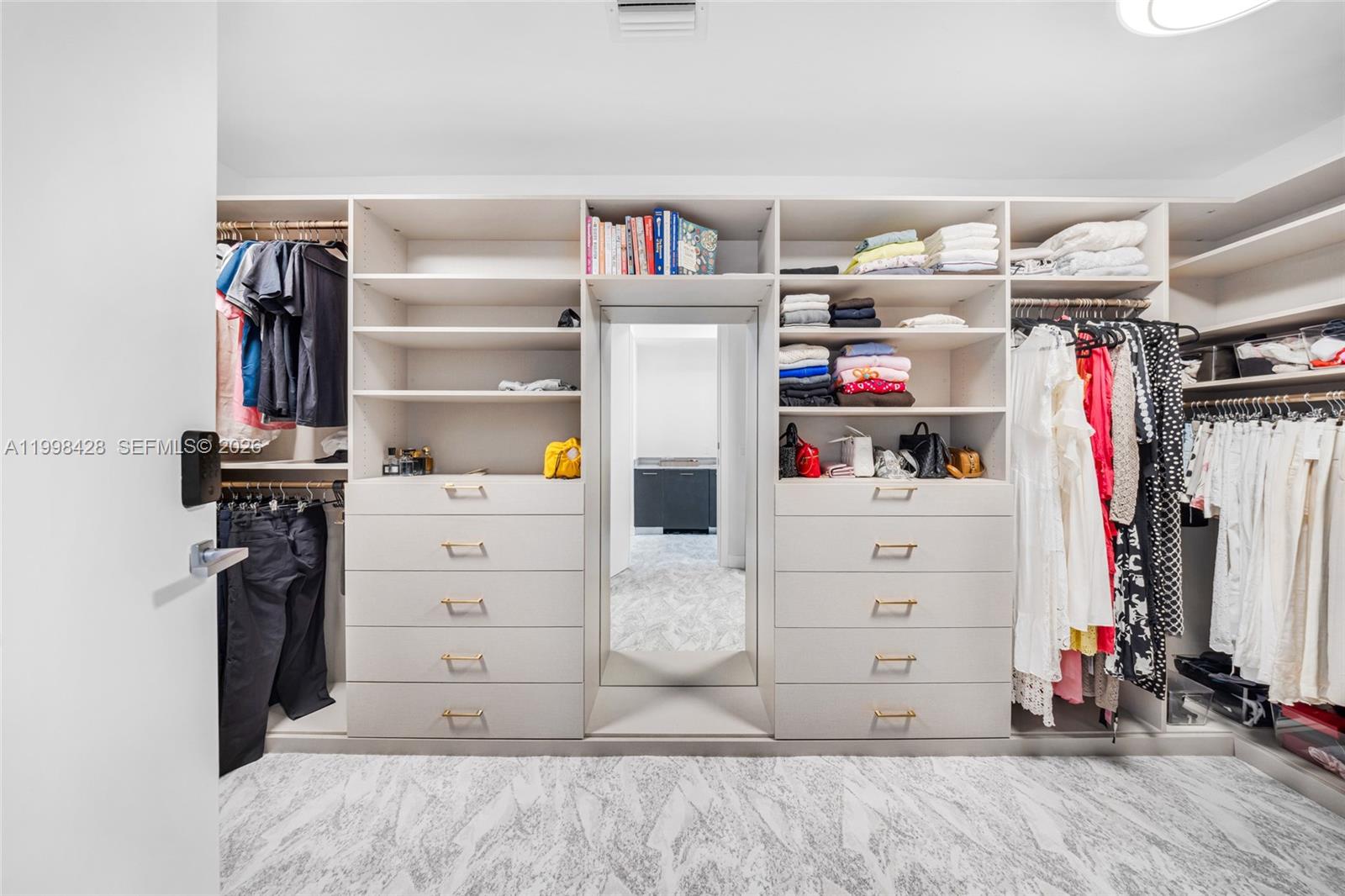 image Echo Aventura49