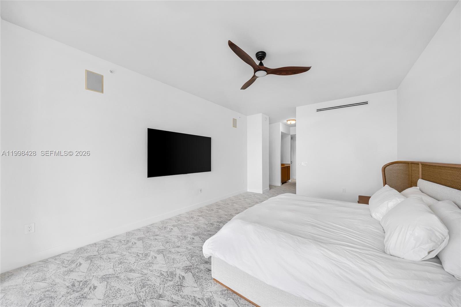 image Echo Aventura57