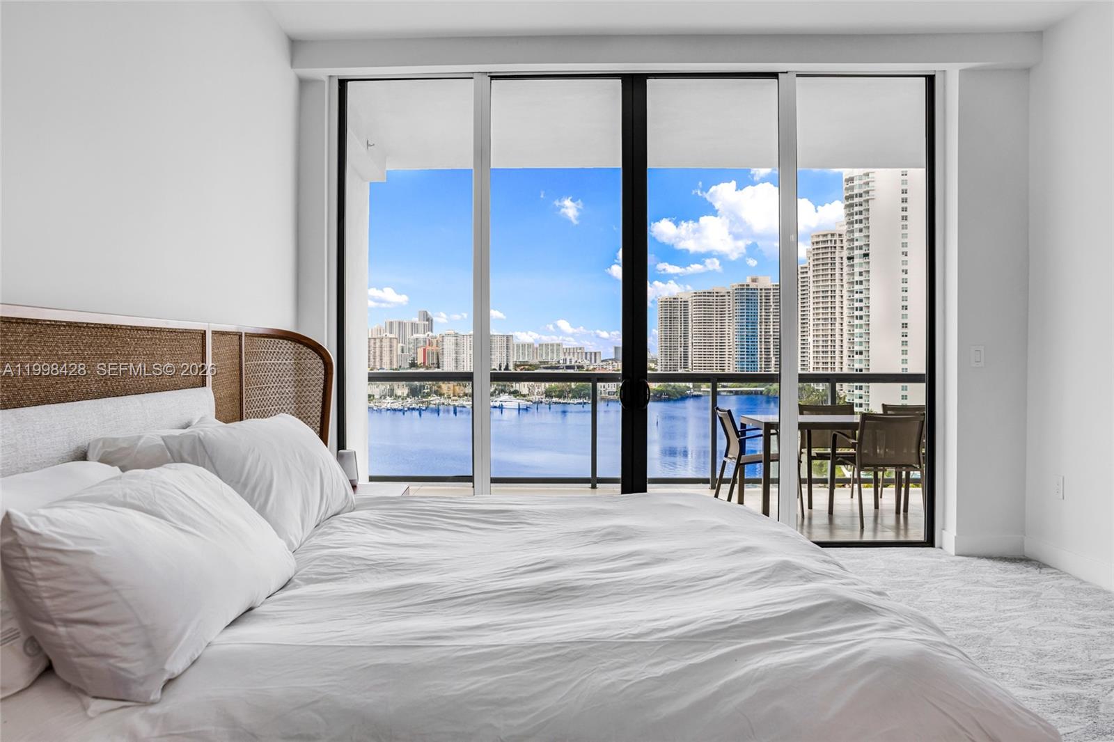 image Echo Aventura58