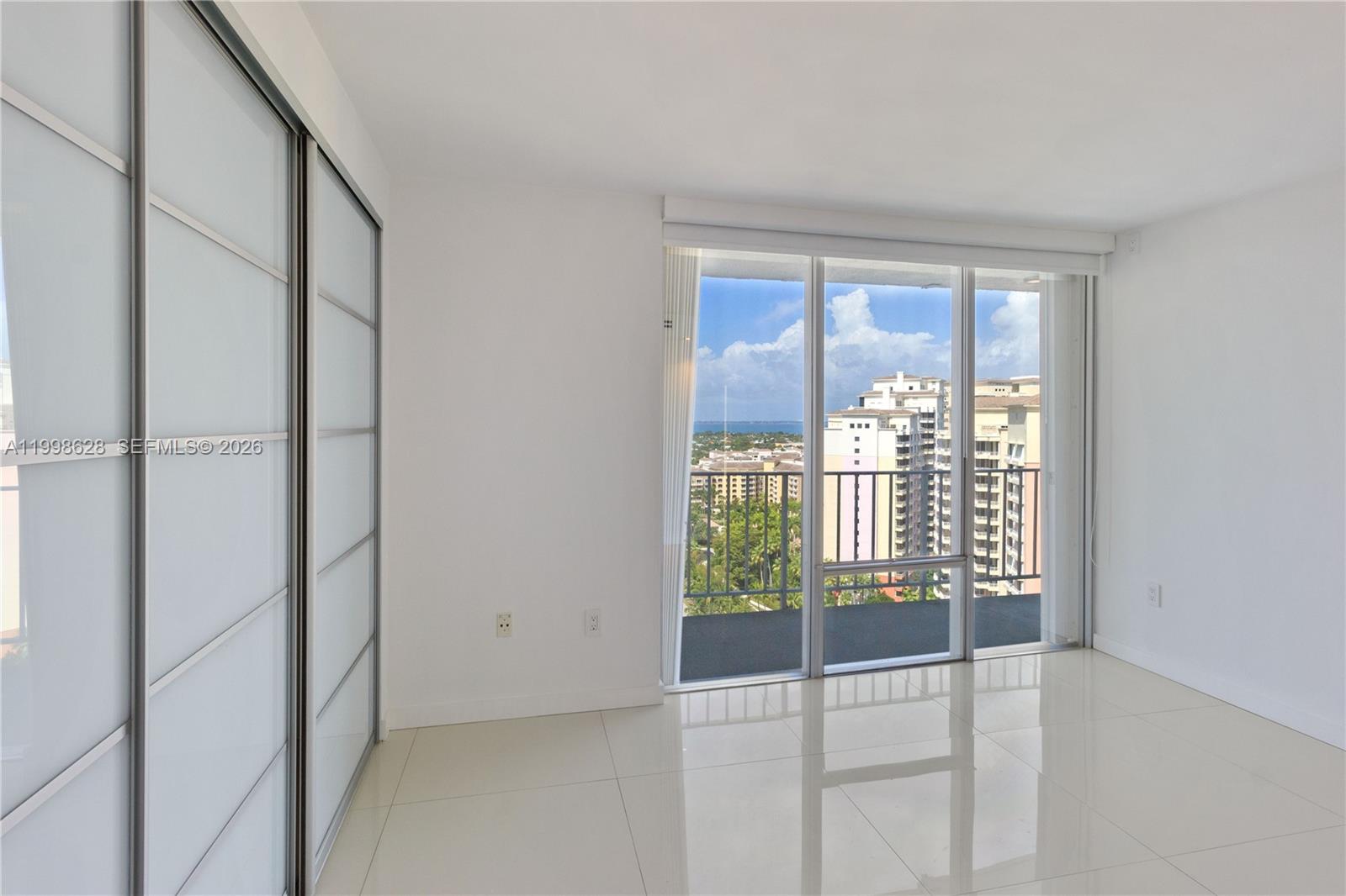 881 Ocean Dr #18F Key Biscayne, FL 33149