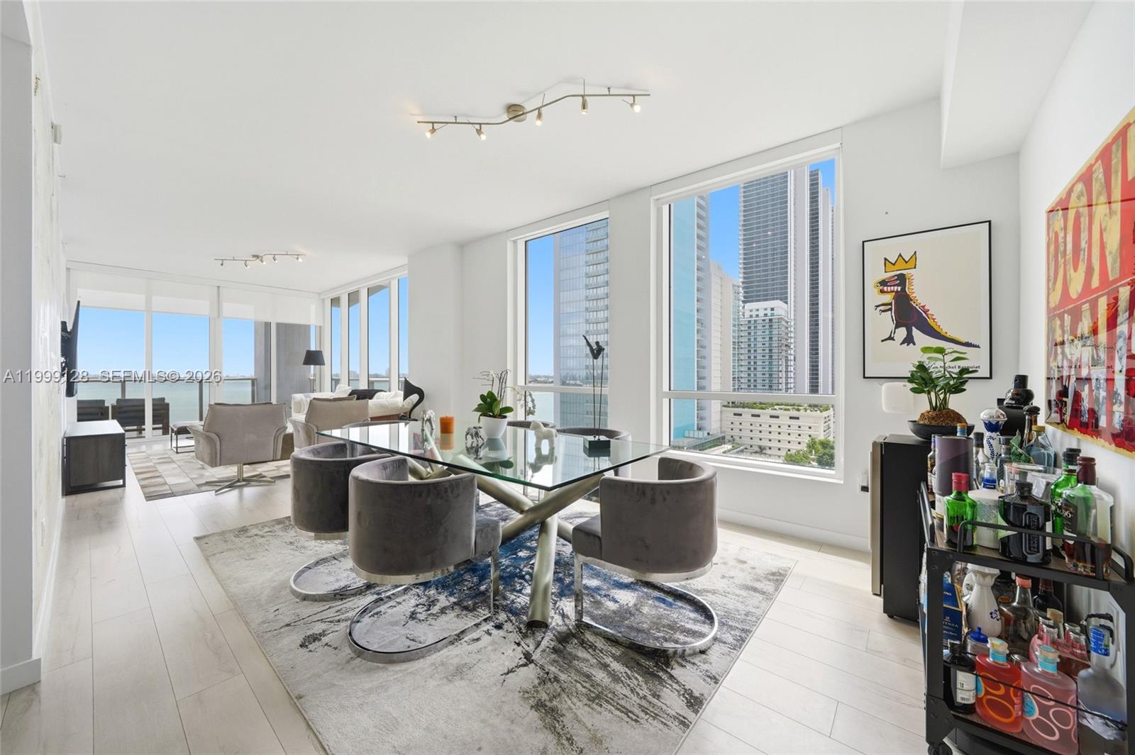 601 NE 27th St #1508