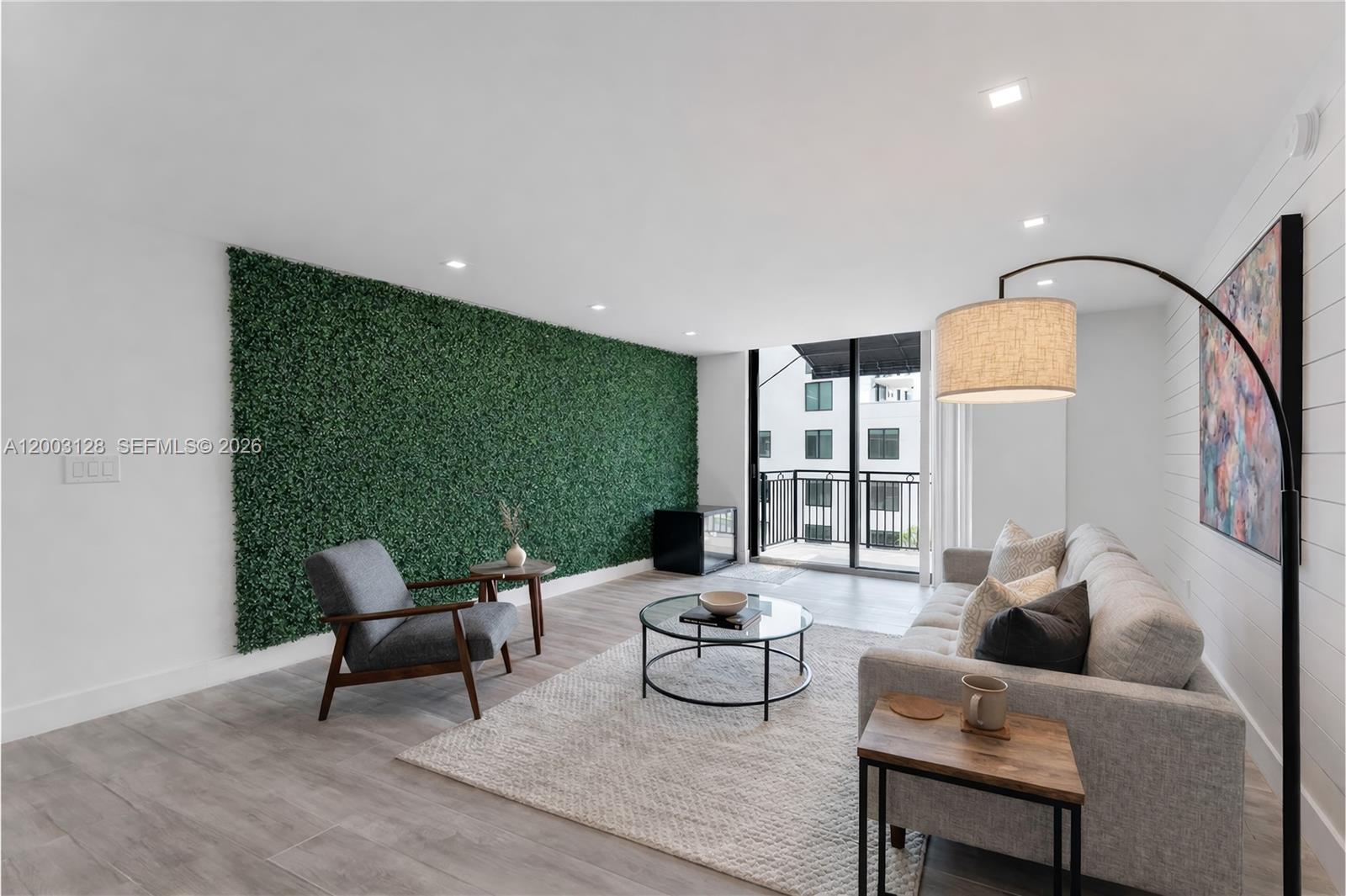 1300 Ponce De Leon Blvd #815 Coral Gables, FL 33134