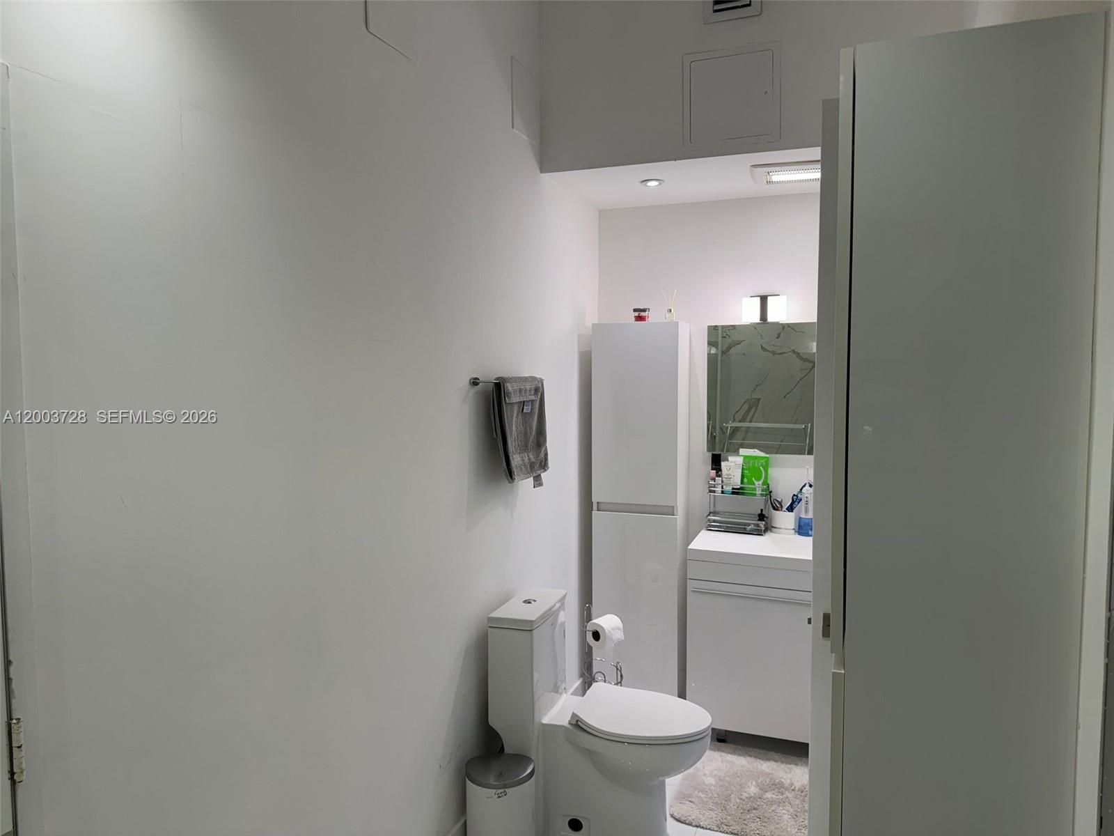 18041 Biscayne *marina & Condo Combo #PH01 Aventura, FL 33160