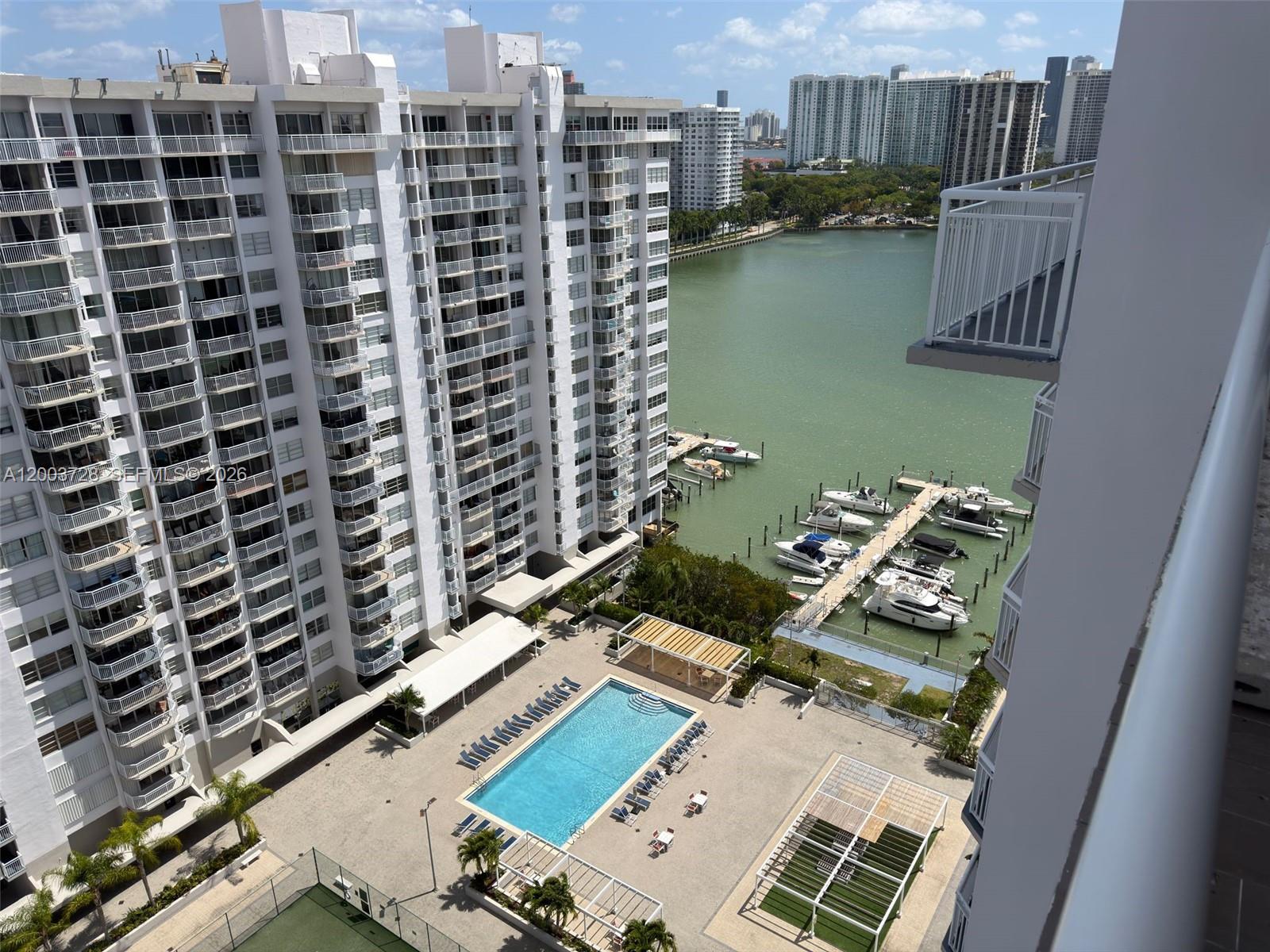 18041 Biscayne *marina & Condo Combo #PH01 Aventura, FL 33160