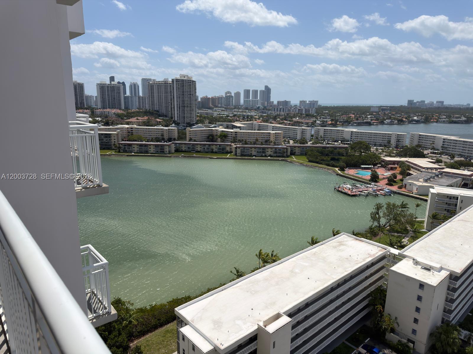 18041 Biscayne *marina & Condo Combo #PH01 Aventura, FL 33160