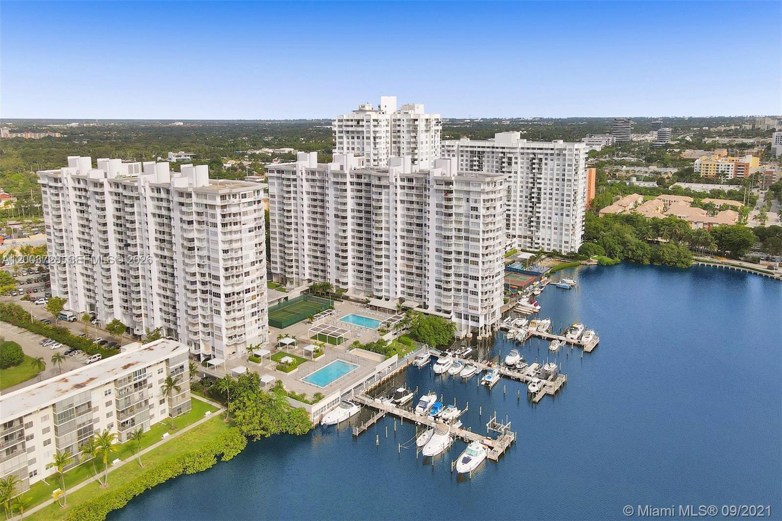 18041 Biscayne *marina & Condo Combo #PH01 Aventura, FL 33160