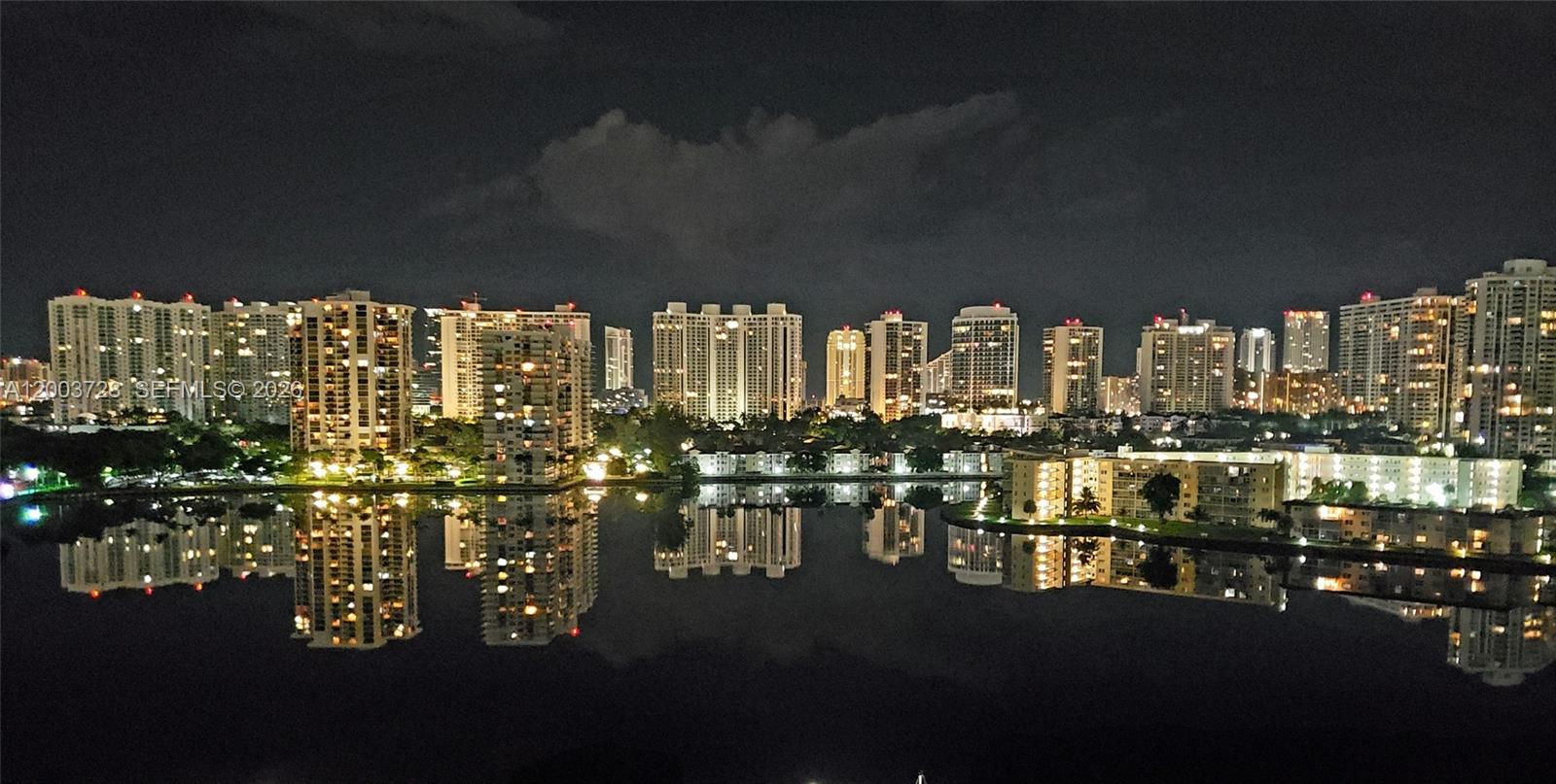 18041 Biscayne *marina & Condo Combo #PH01 Aventura, FL 33160