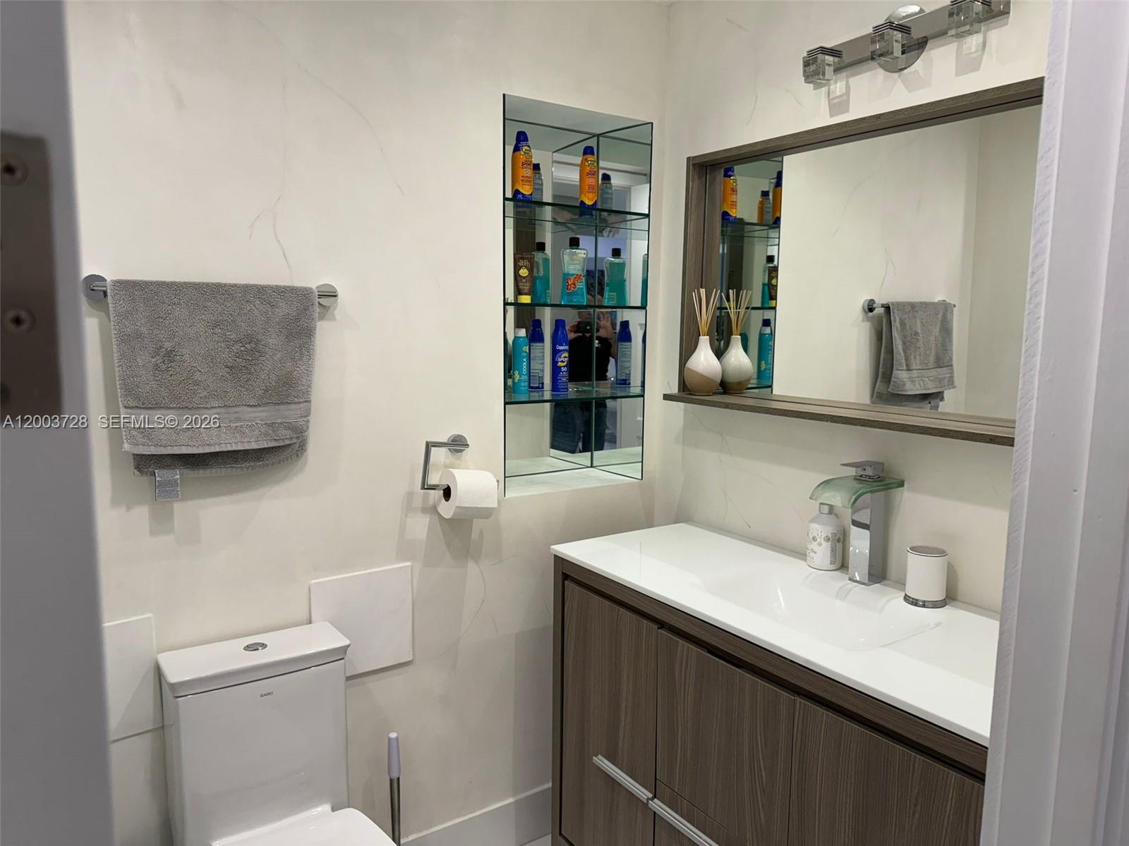 18041 Biscayne *marina & Condo Combo #PH01 Aventura, FL 33160