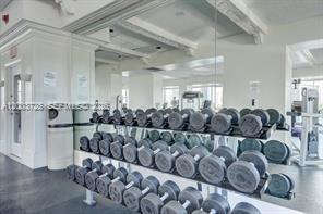18041 Biscayne Blvd #PH01 Aventura, FL 33160