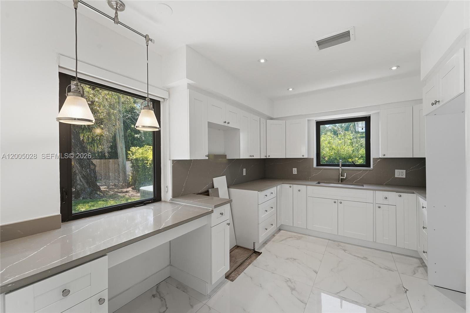 1020 NE 98th St Miami Shores, FL 33138