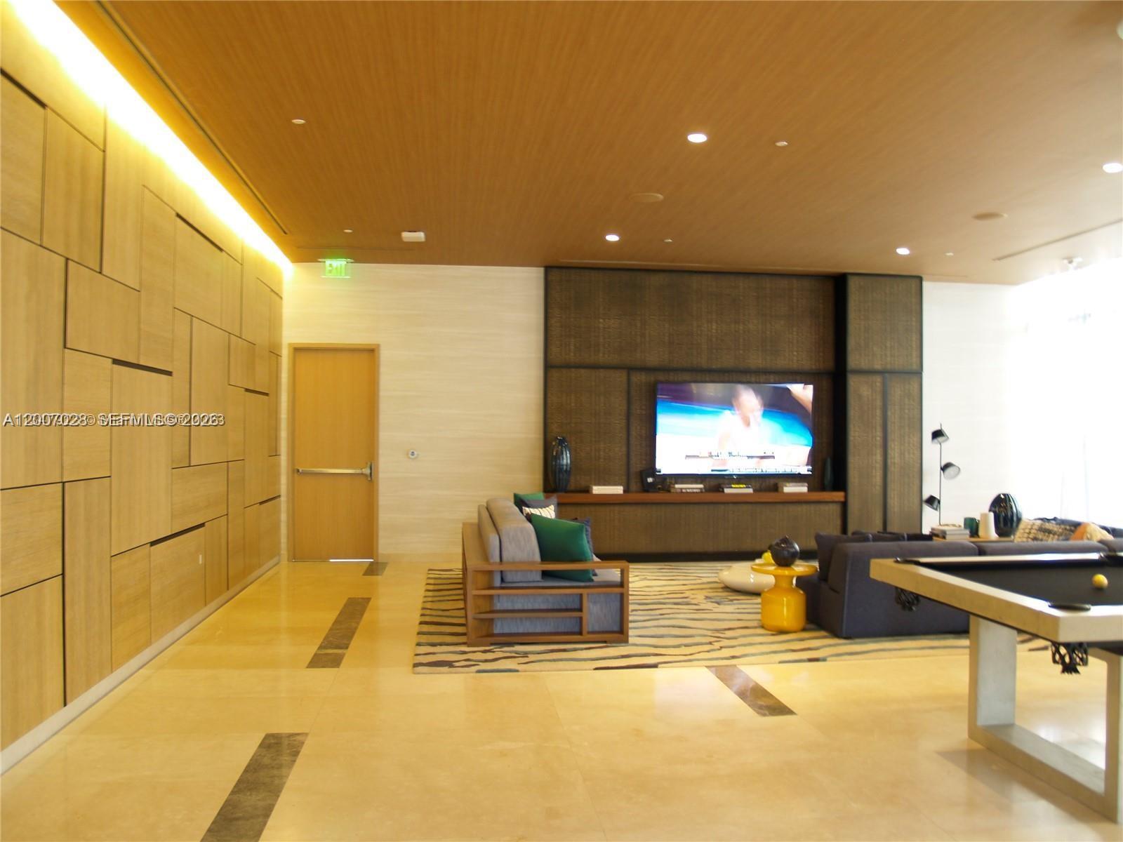 image Brickell Heights West14