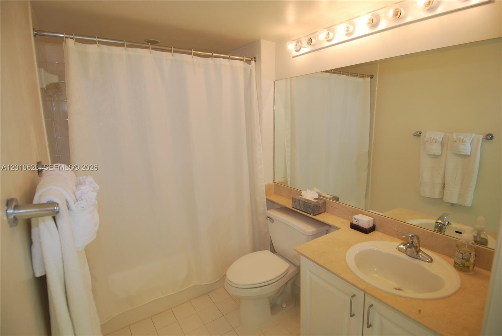 90 Alton Rd #2106 Miami Beach, FL 33139
