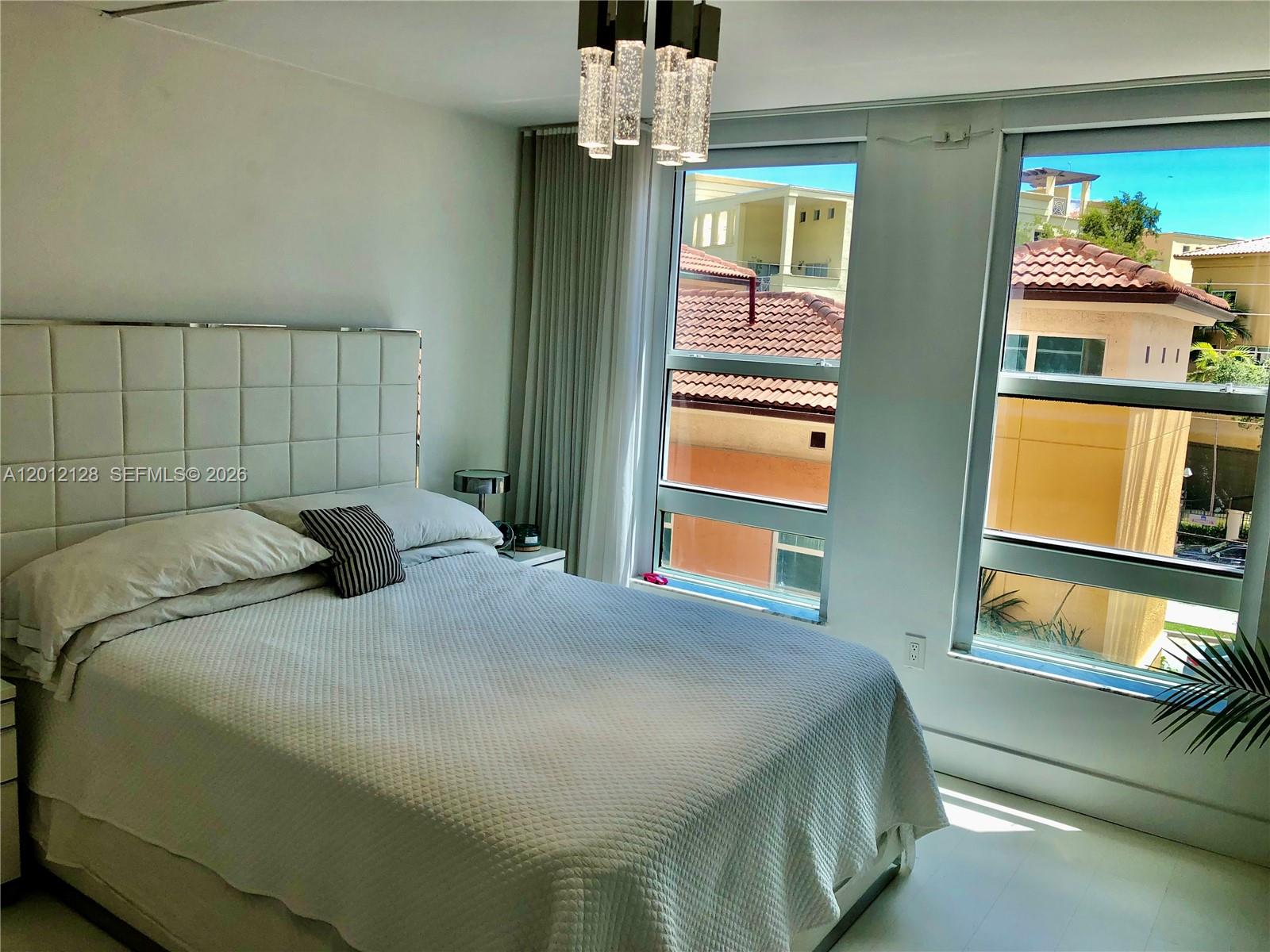 90 Alton Rd #307 Miami Beach, FL 33139