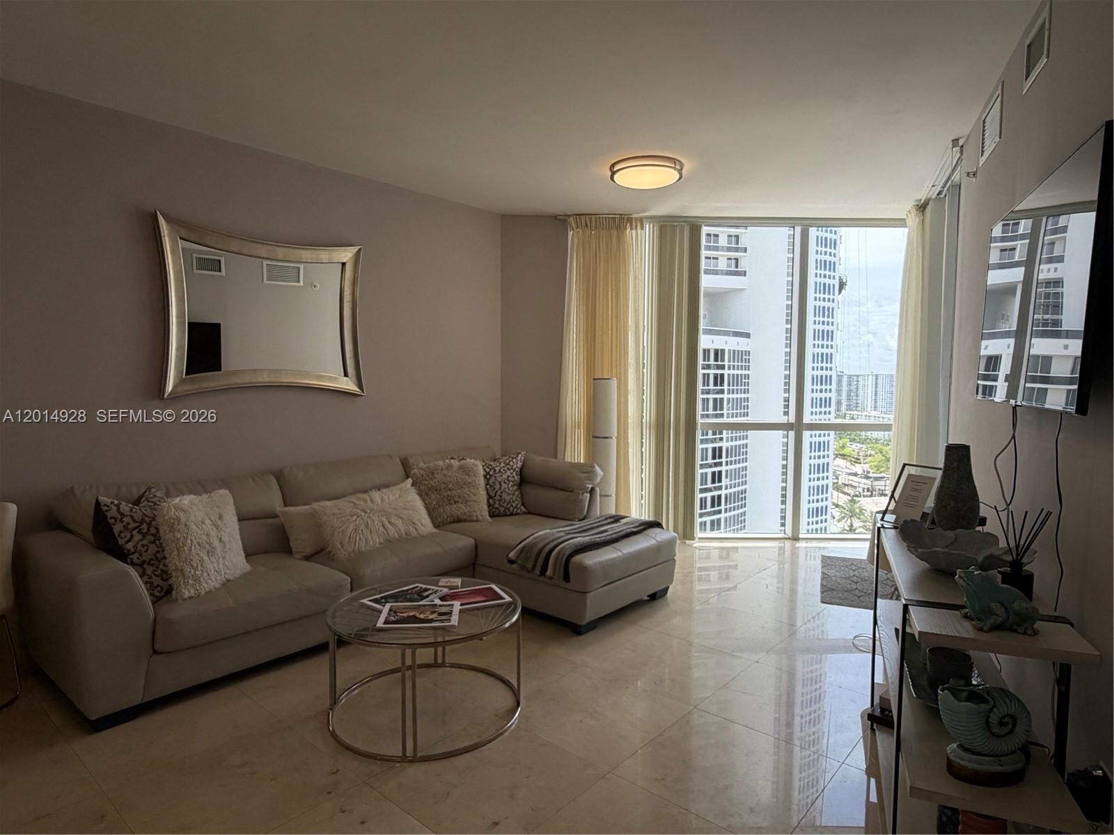 image Trump Royale15
