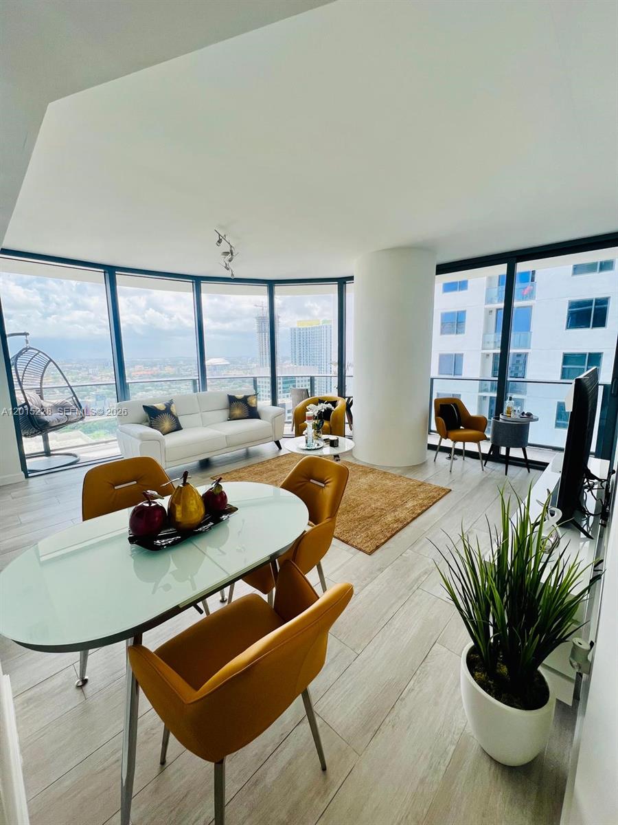image Brickell Heights West0