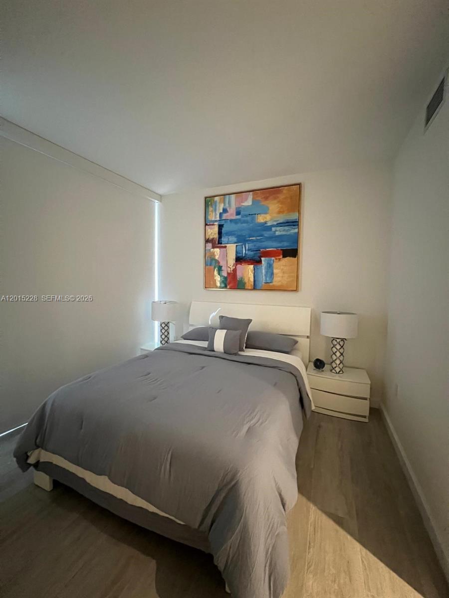image Brickell Heights West12