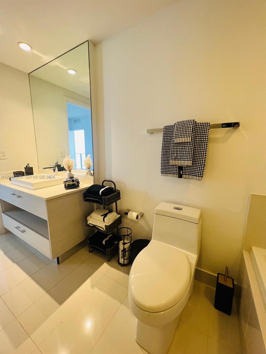 image Brickell Heights West13
