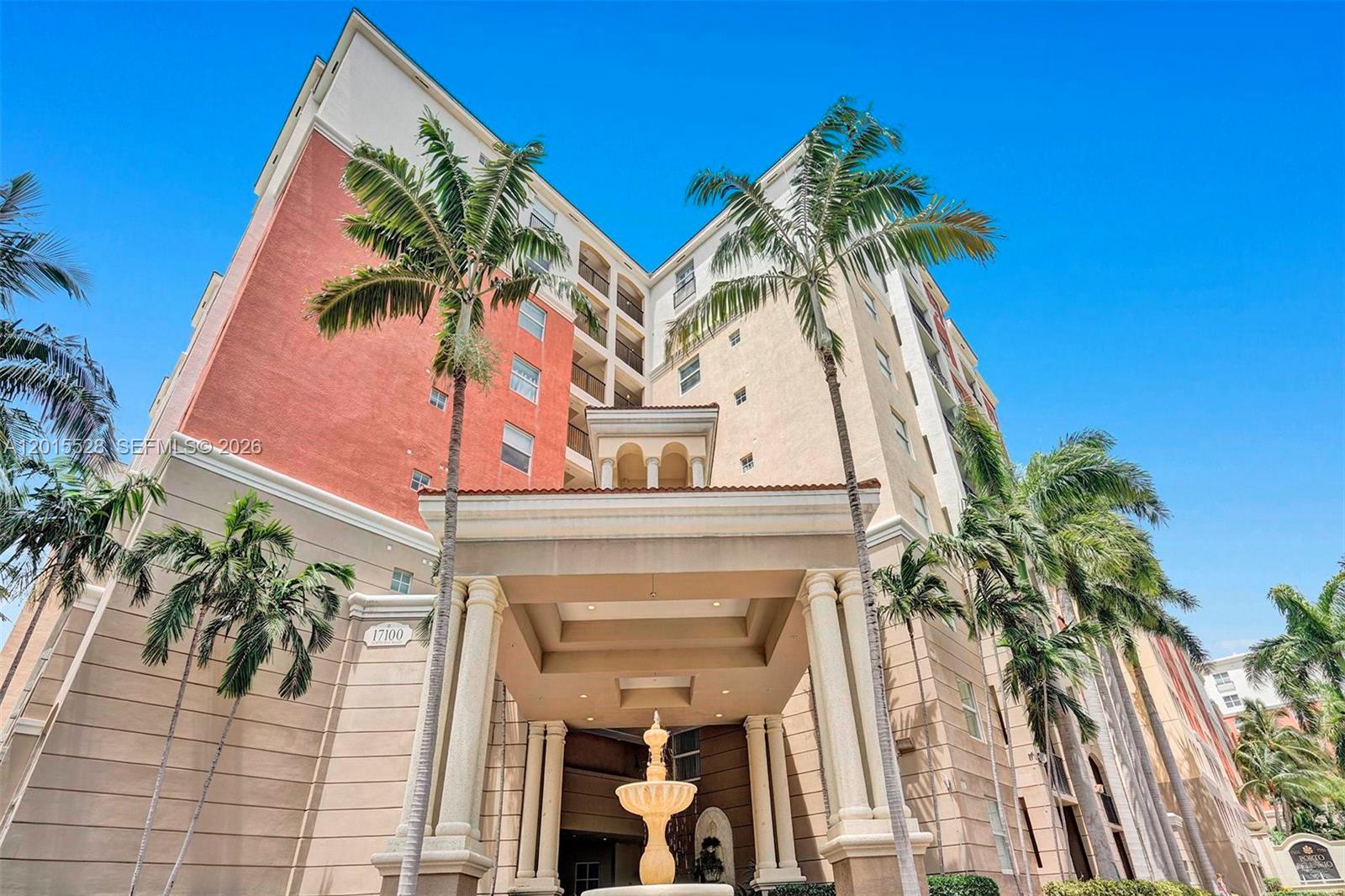 image Porto Bellagio Condo24
