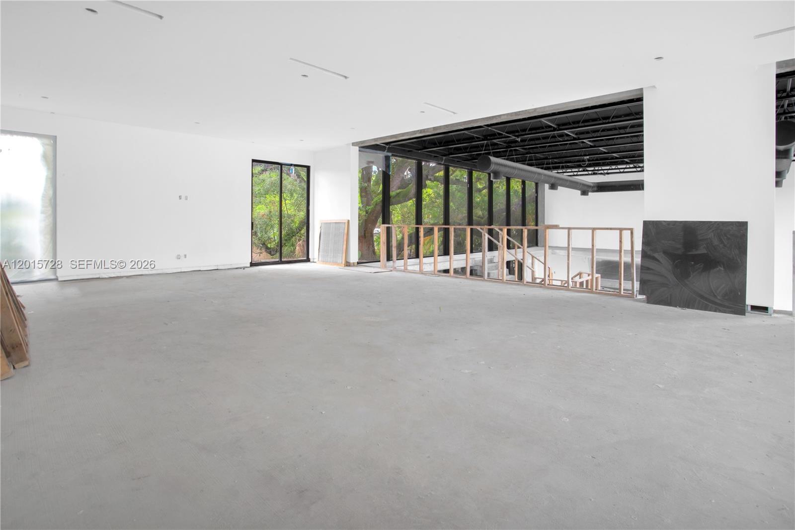 221 SW 25th Rd Miami, FL 33129