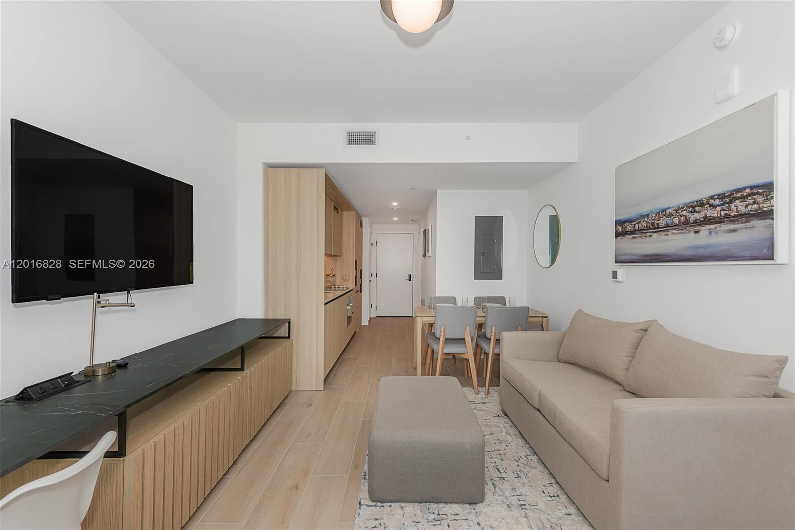 225 N Miami Ave #2801 Miami, FL 33128
