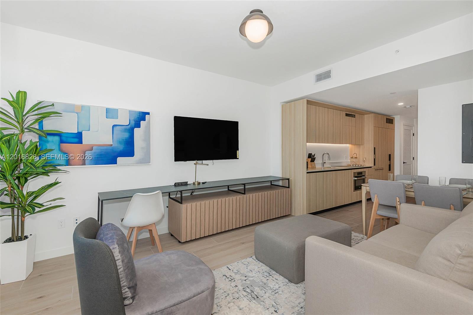 225 N Miami Ave #2801 Miami, FL 33128