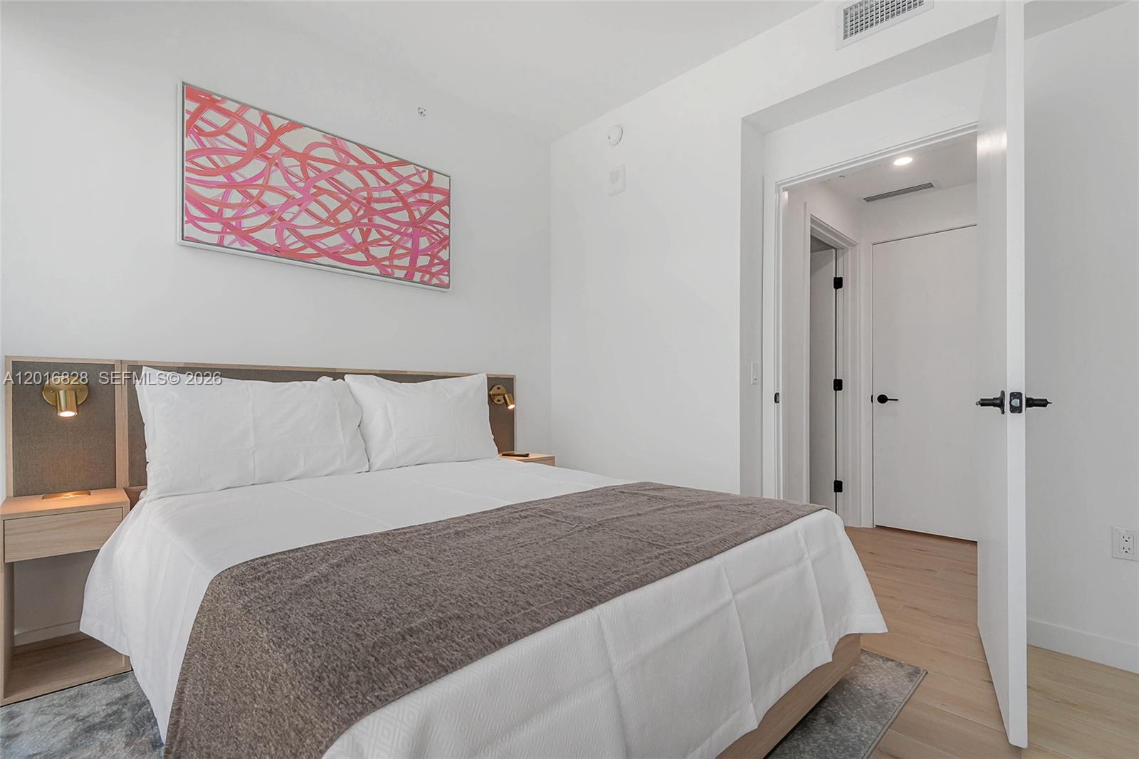 225 N Miami Ave #2801 Miami, FL 33128