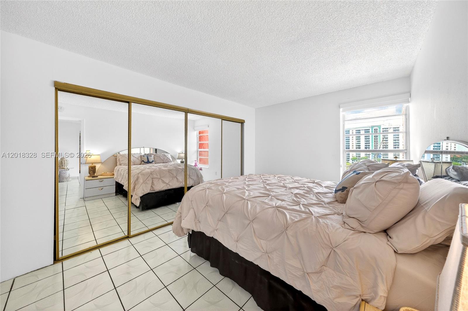 4801 NW 7th St Miami, FL 33126