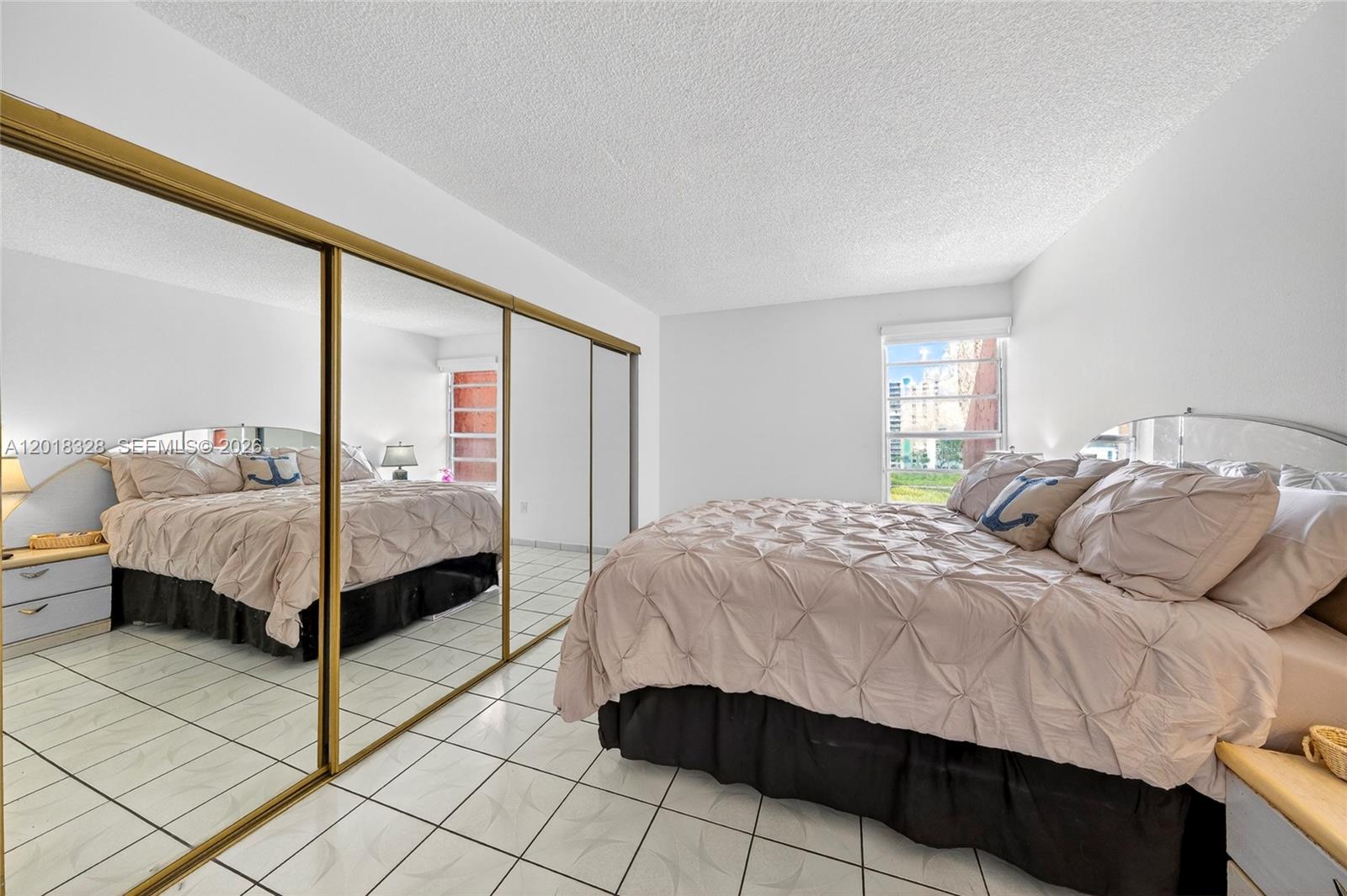 4801 NW 7th St Miami, FL 33126