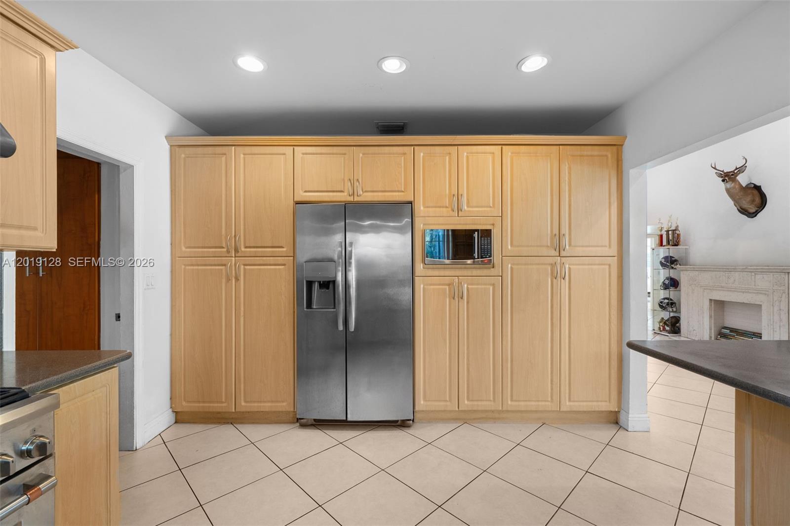 3758 Prairie Ave Miami Beach, FL 33140