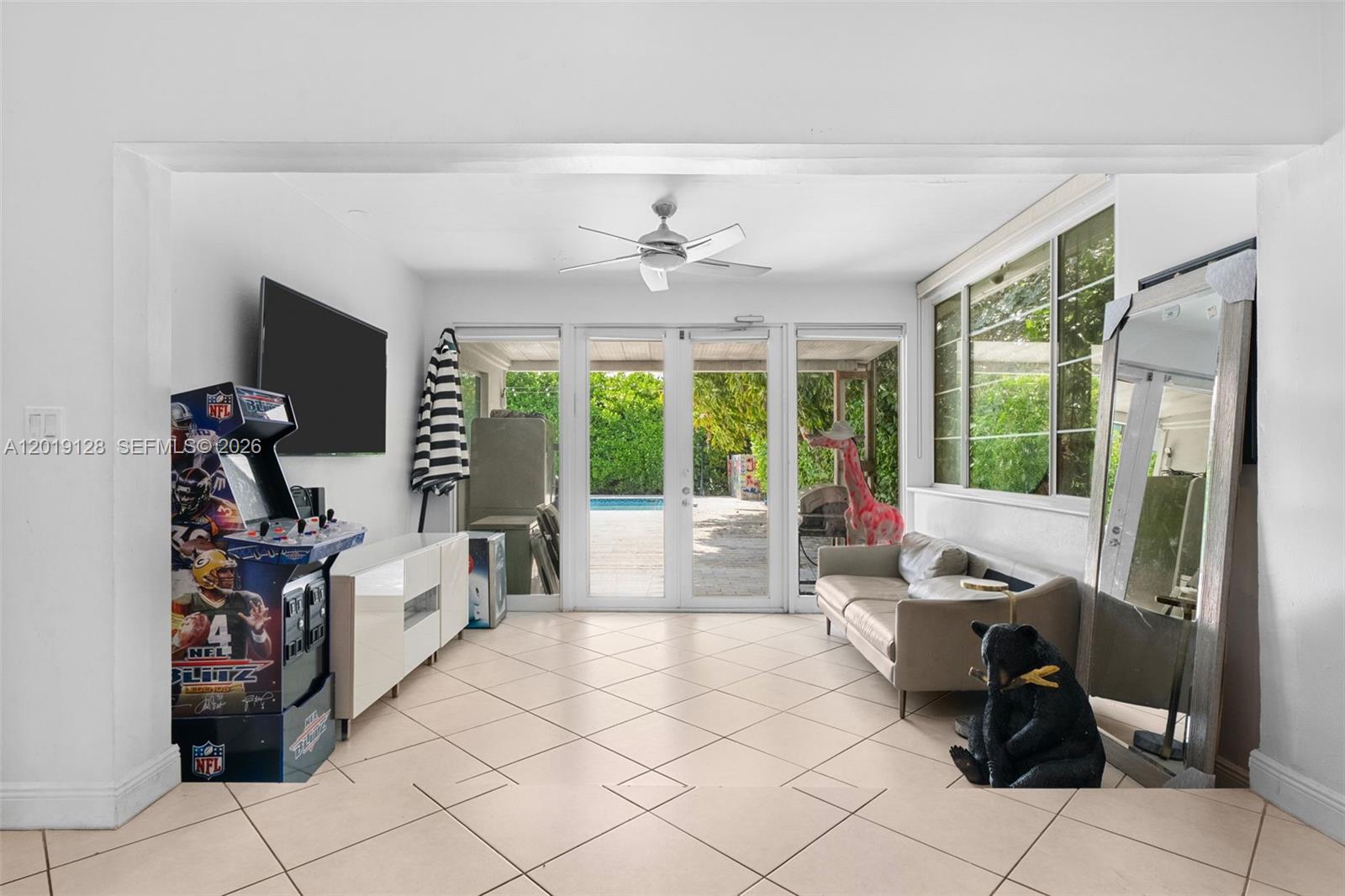 3758 Prairie Ave Miami Beach, FL 33140