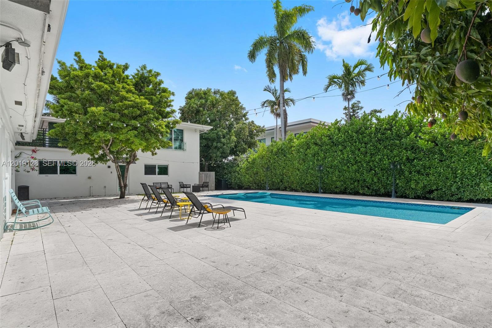 3758 Prairie Ave Miami Beach, FL 33140