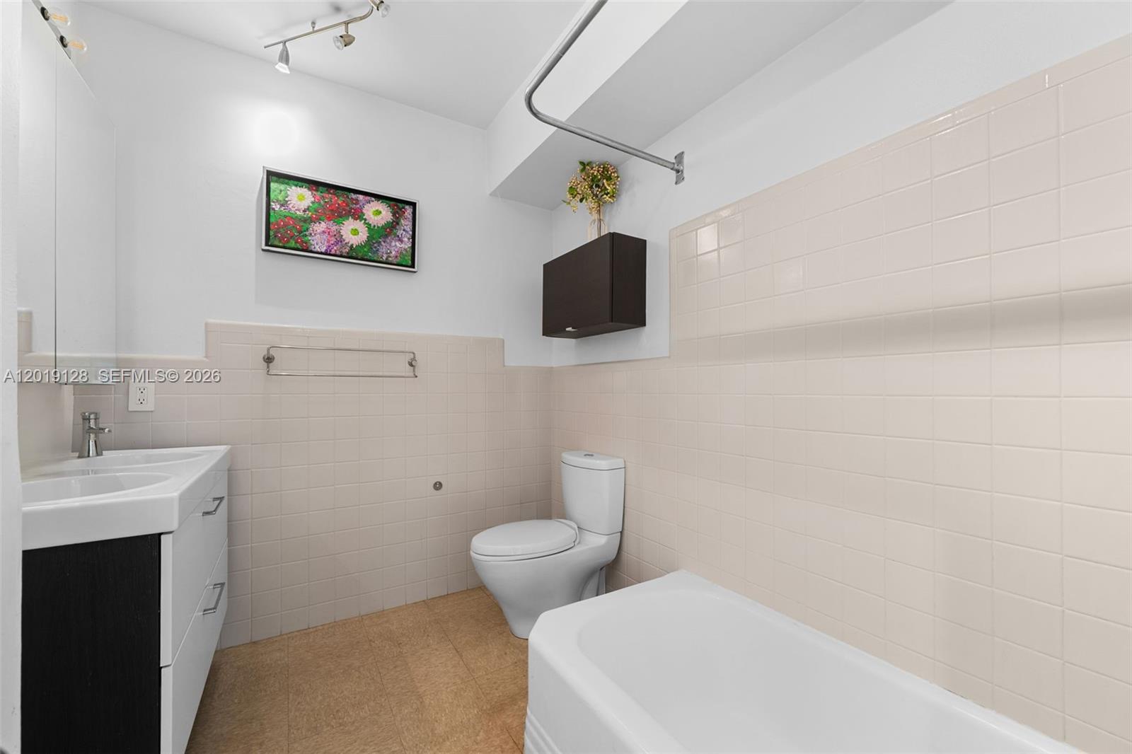 3758 Prairie Ave Miami Beach, FL 33140
