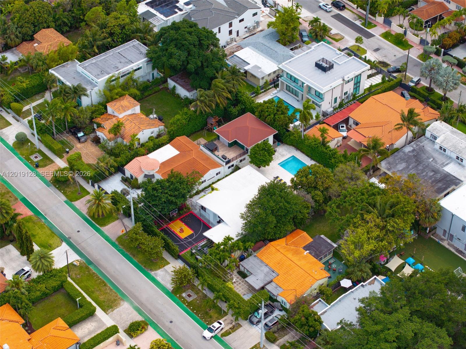 3758 Prairie Ave Miami Beach, FL 33140