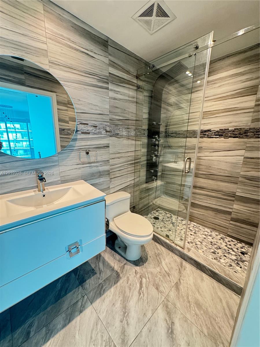 image Infinity at Brickell3