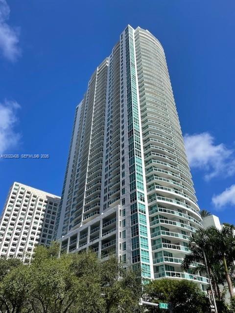 951 Brickell Ave #2808
