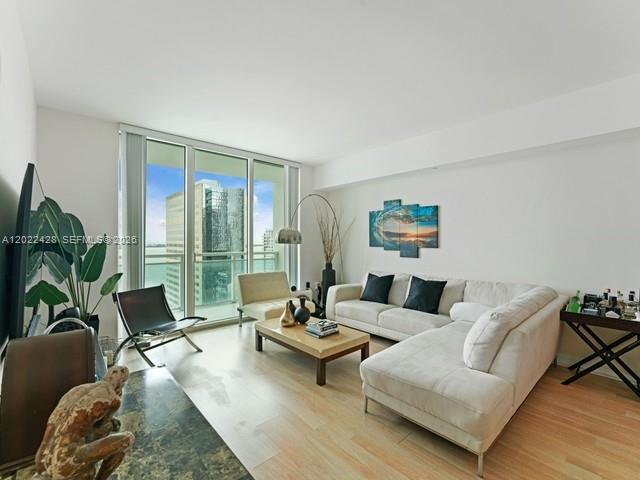 image The Plaza on Brickell West10