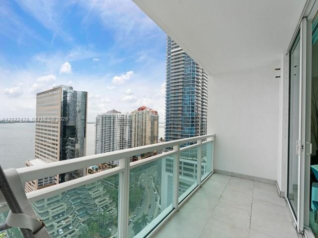 image The Plaza on Brickell West5