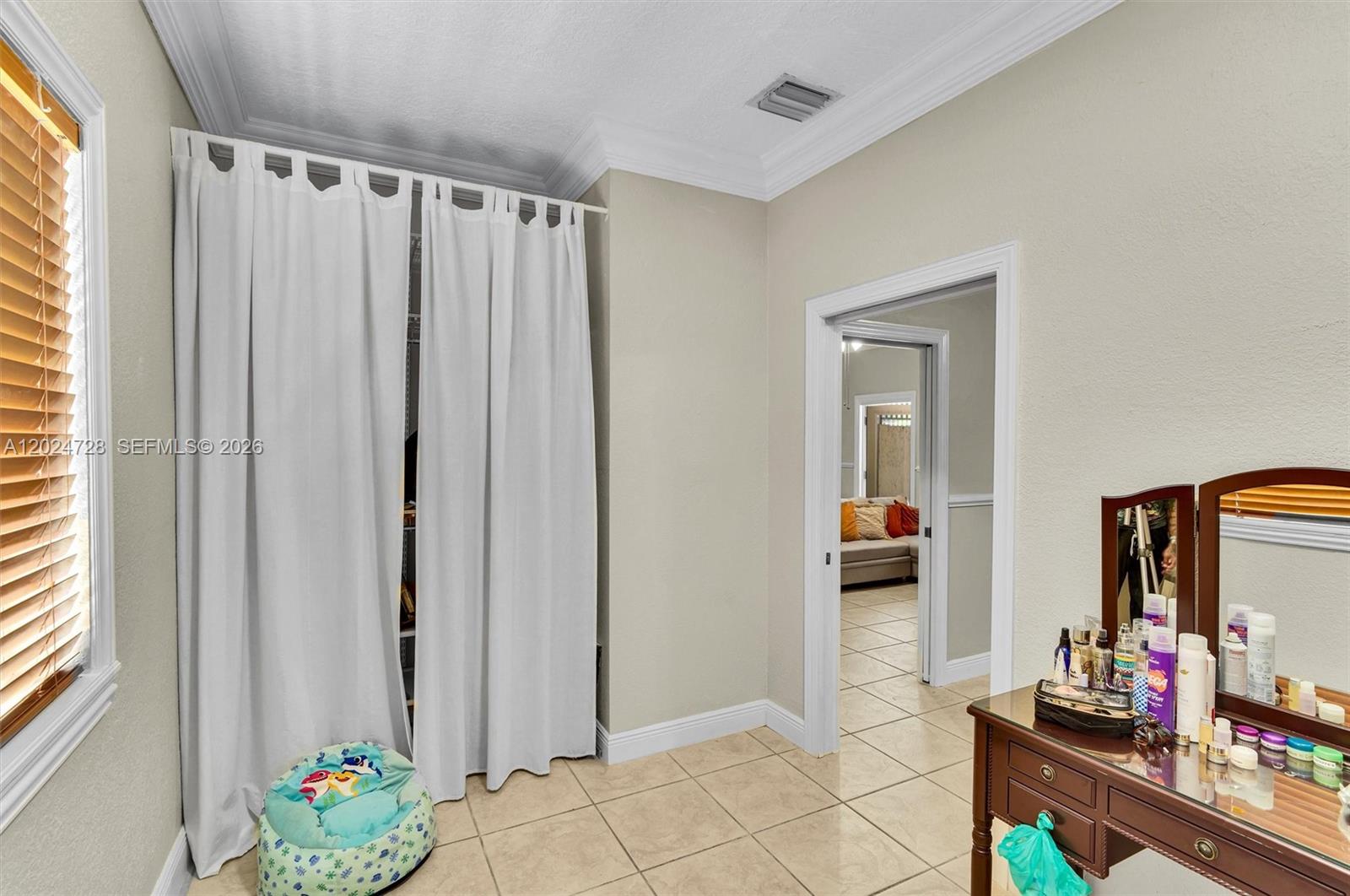 1313 SW 24th Ave Miami, FL 33145