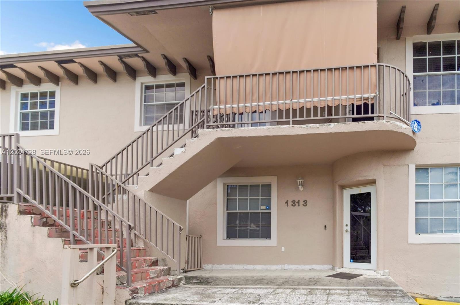 1313 SW 24th Ave Miami, FL 33145